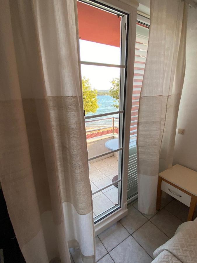 Blue Wave Apartments Turanj Dış mekan fotoğraf