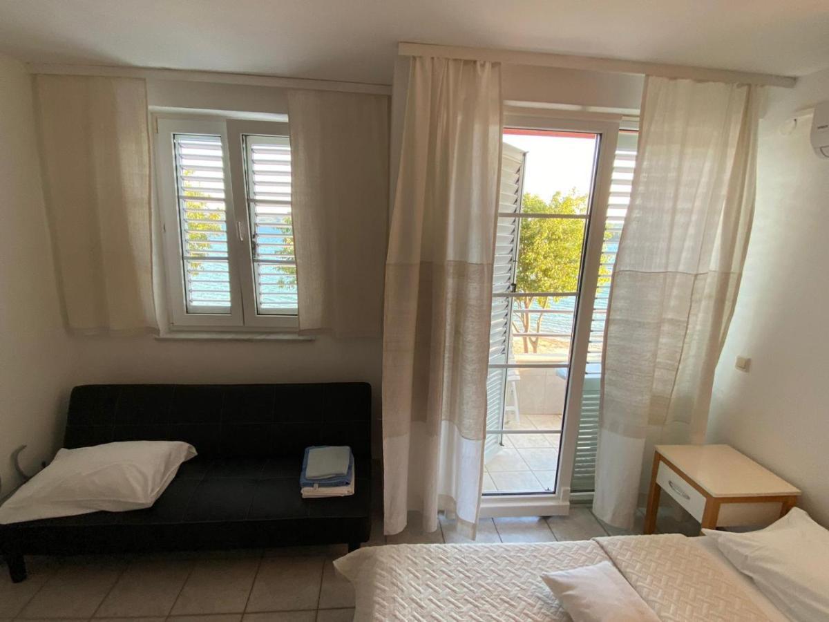 Blue Wave Apartments Turanj Dış mekan fotoğraf