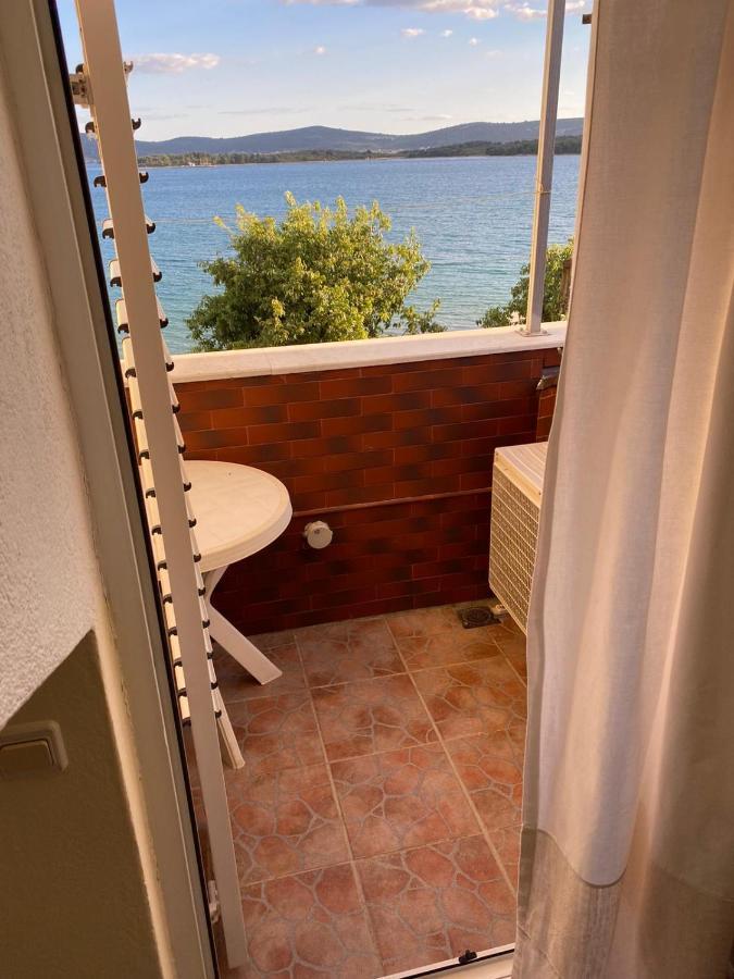 Blue Wave Apartments Turanj Dış mekan fotoğraf